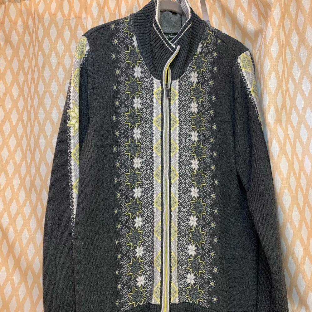 Beautiful zip up sweater